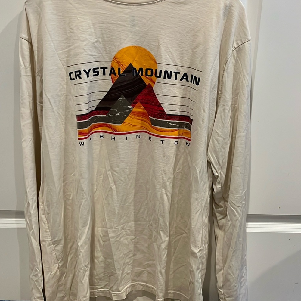 Men’s long sleeve Crystal Mountain t-shirt